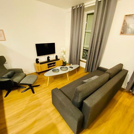 50M2 Flat In Heart Of Orleans - Canal Foot & Bein 외부 사진